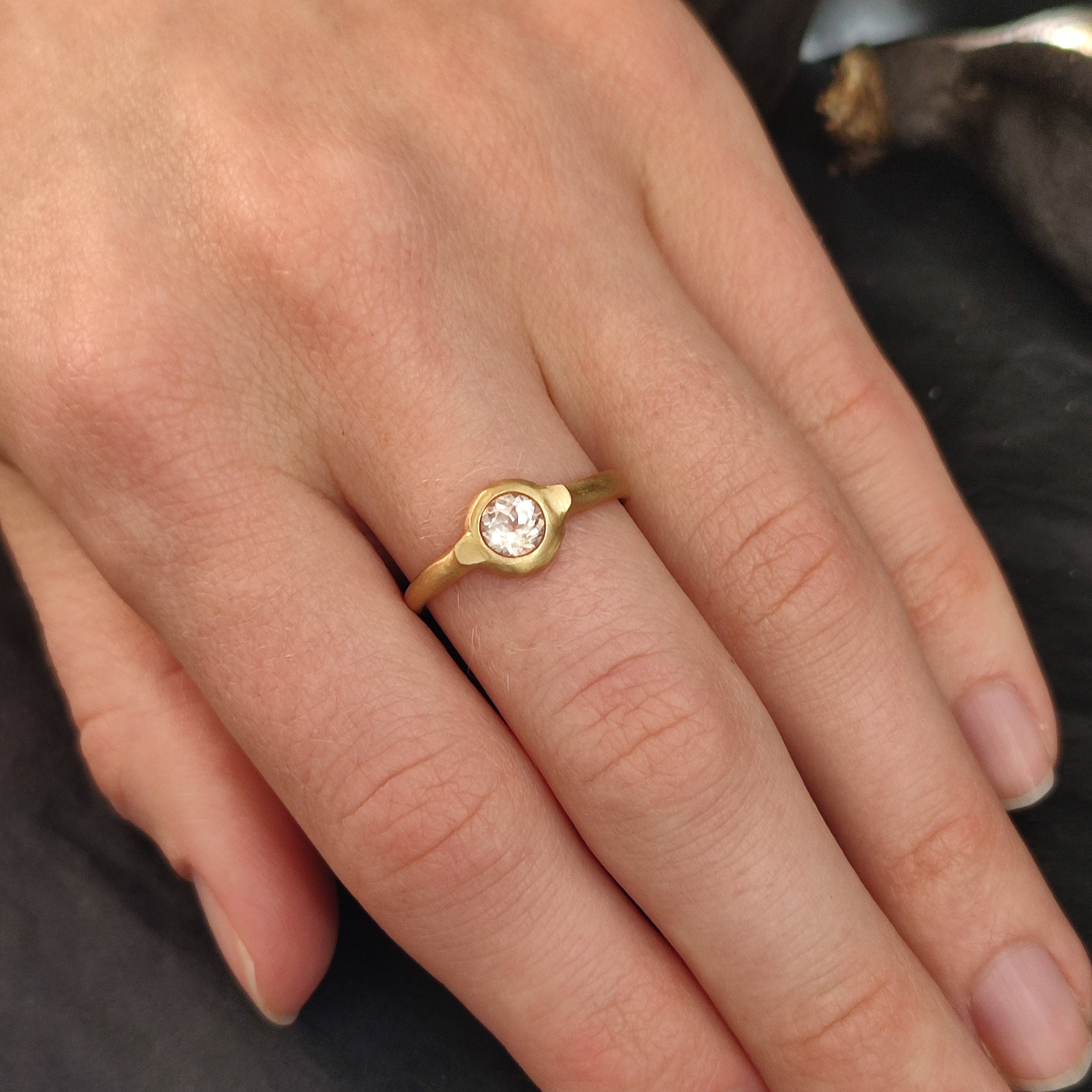 champagne pink morganite ring