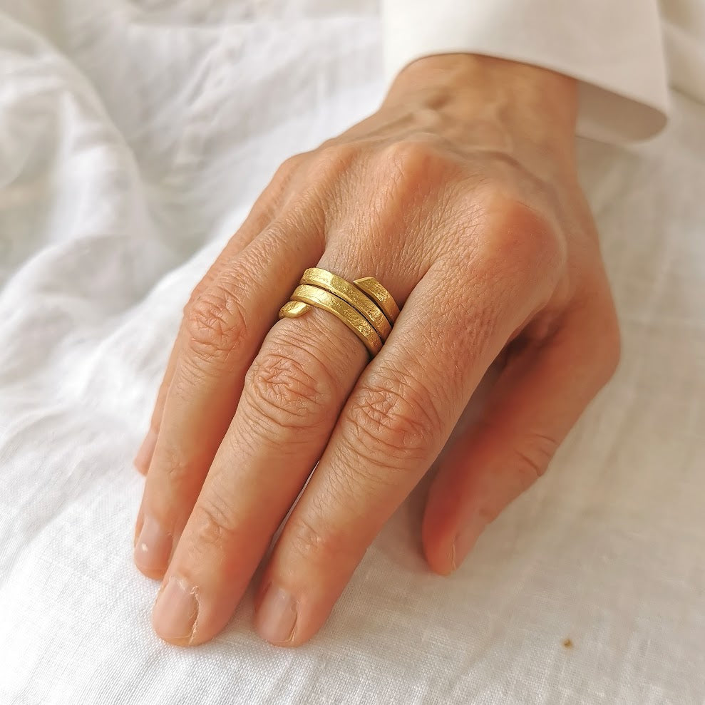 22k Solid Gold Wrap Around Infinity Ring