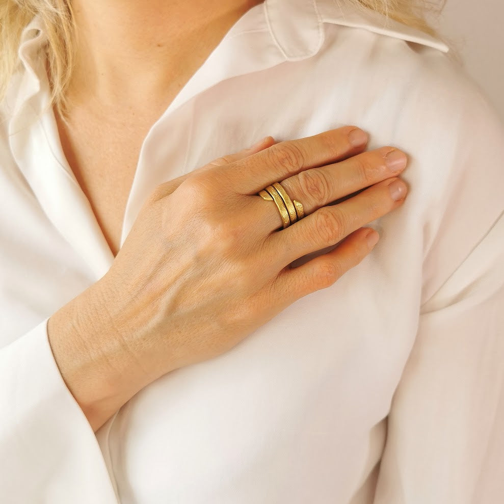 22k Solid Gold Wrap Around Infinity Ring