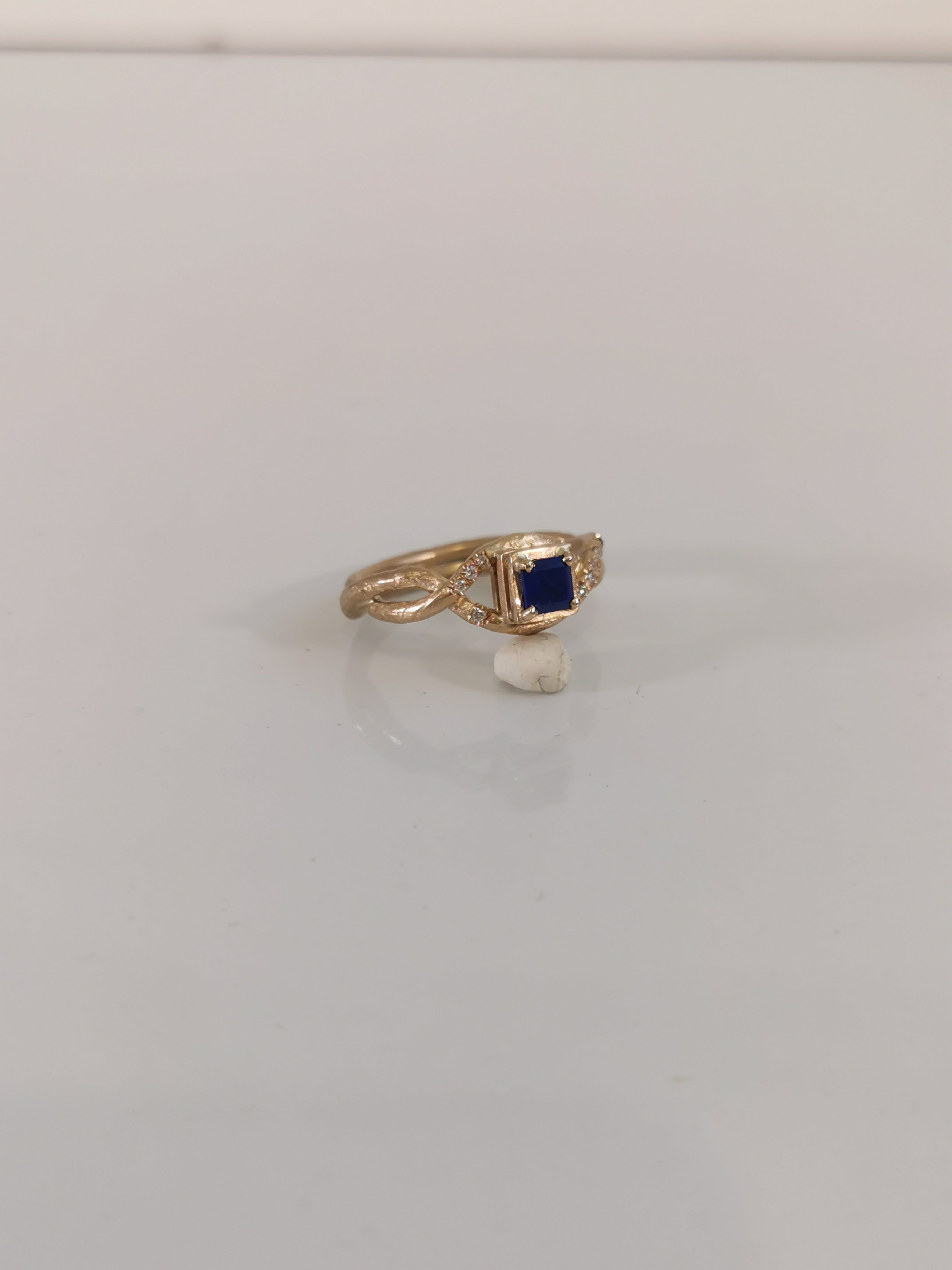 Unique Engagement Gold Ring with Diamonds and Central Blue Lapis Lazuli