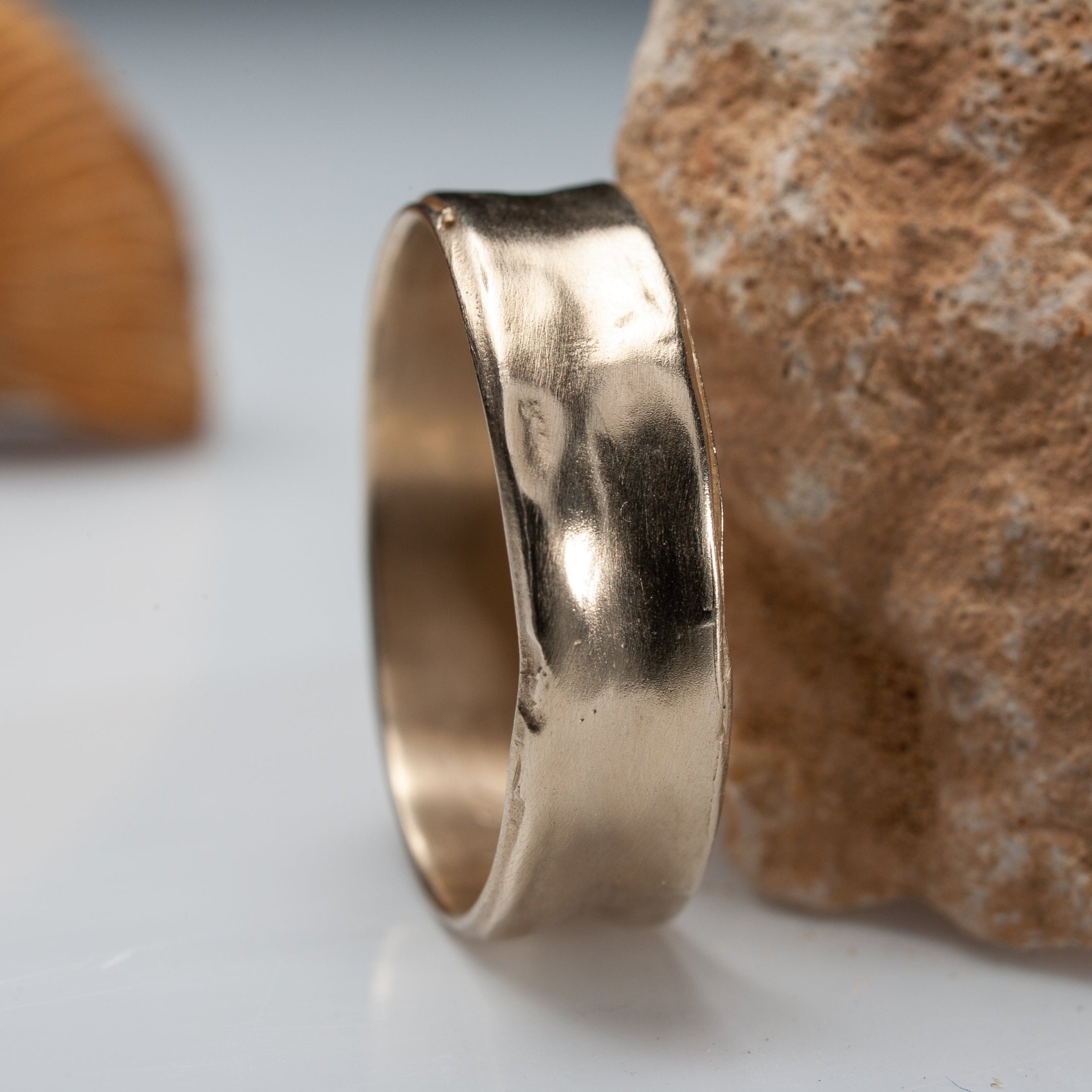 14k White Gold Smooth Wedding Ring