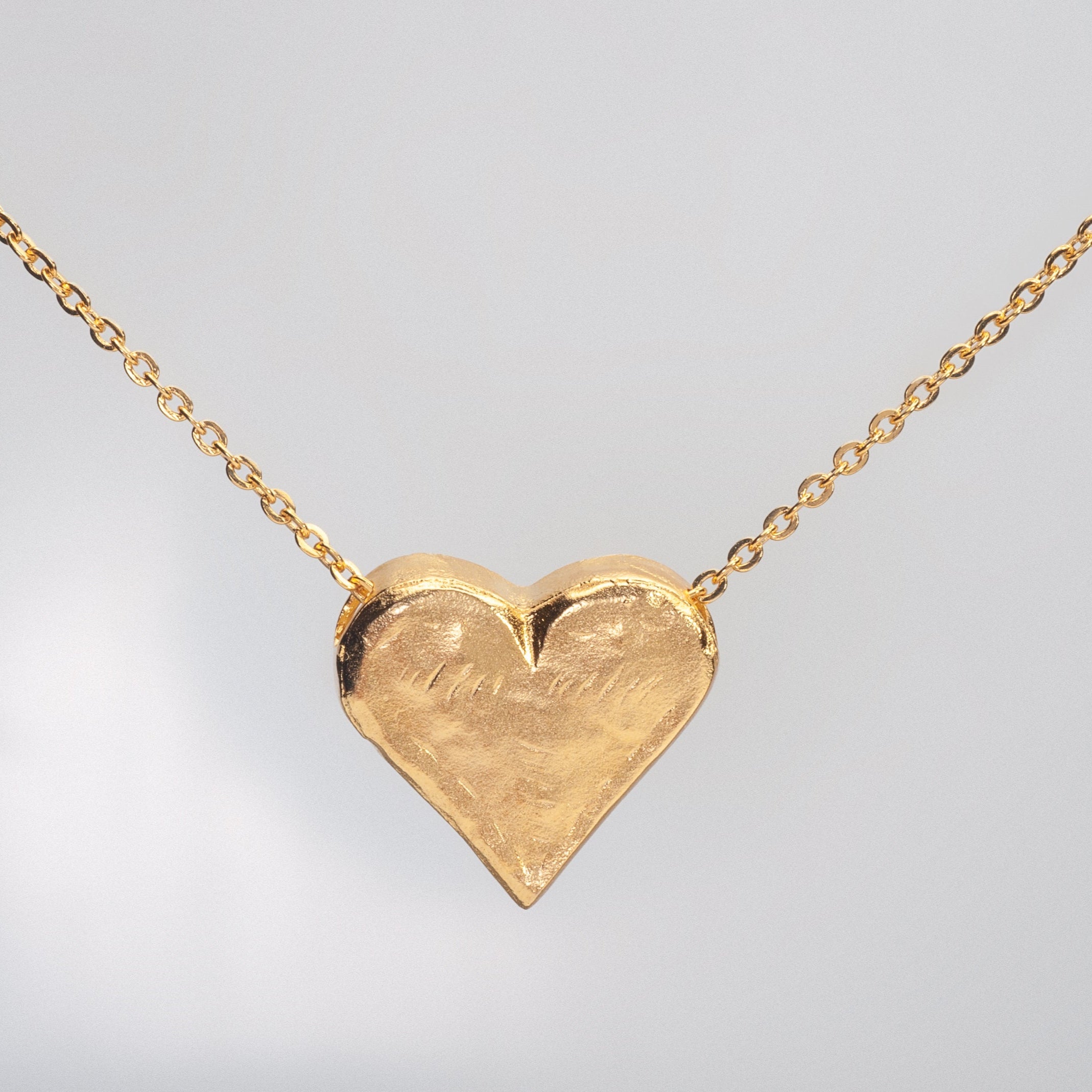 18k Gold Heart Pendant Necklace