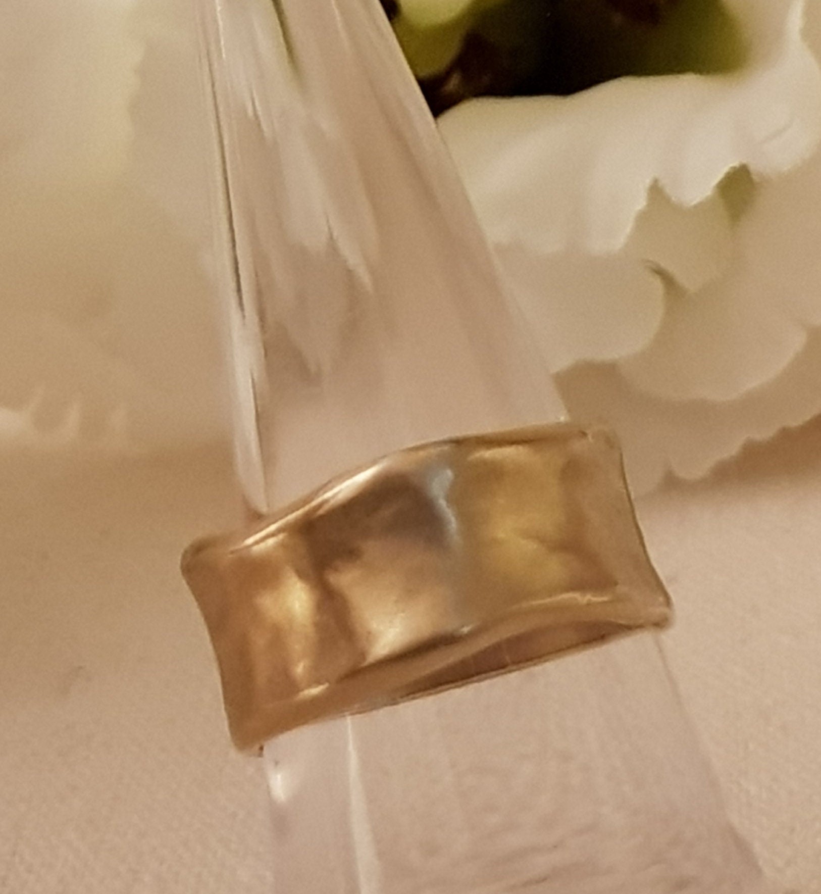 Classic 18K Yellow Gold Wedding Band 9mm Wide Curved Edges