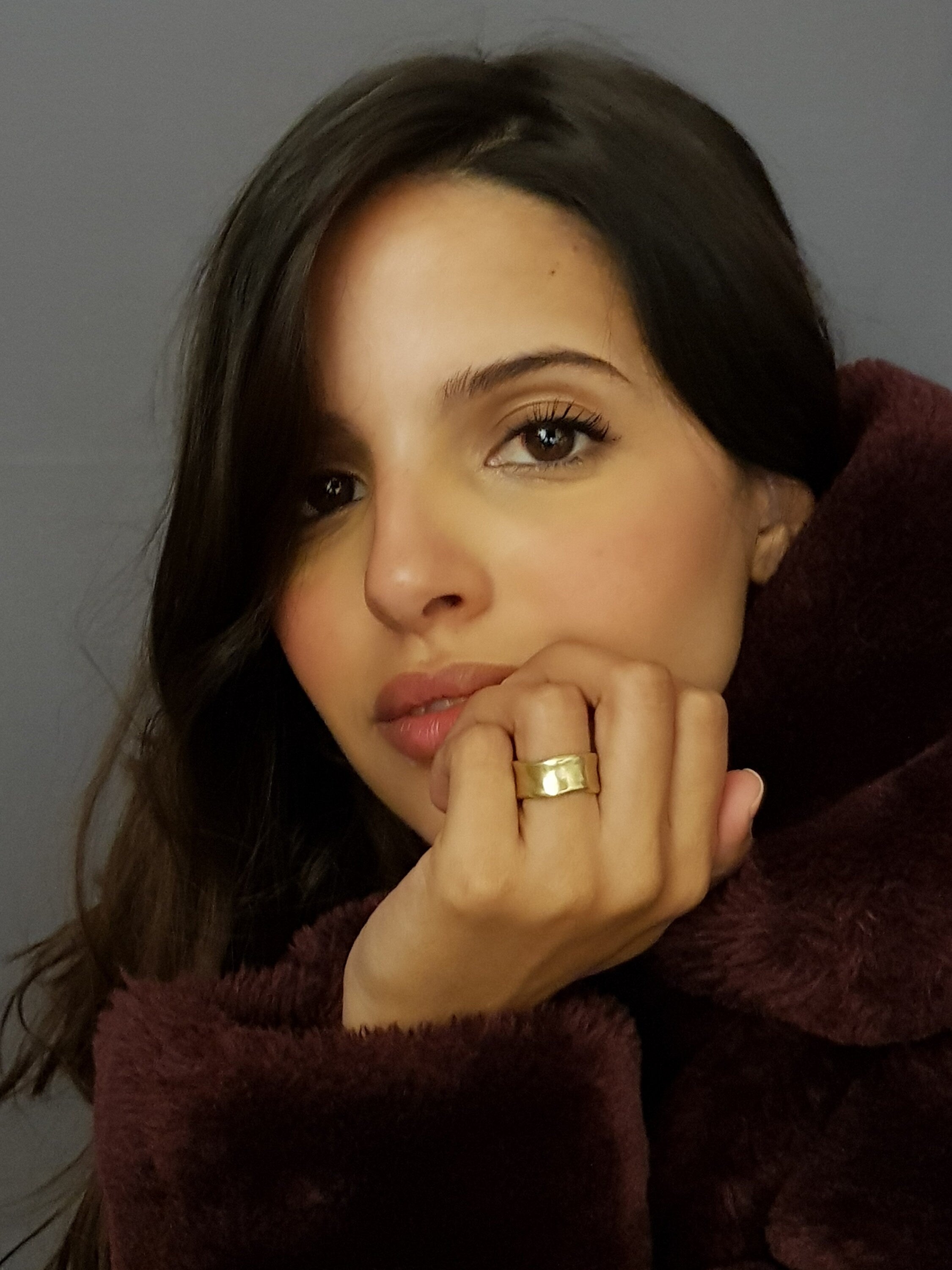 Classic 18K Yellow Gold Wedding Band 9mm Wide Curved Edges