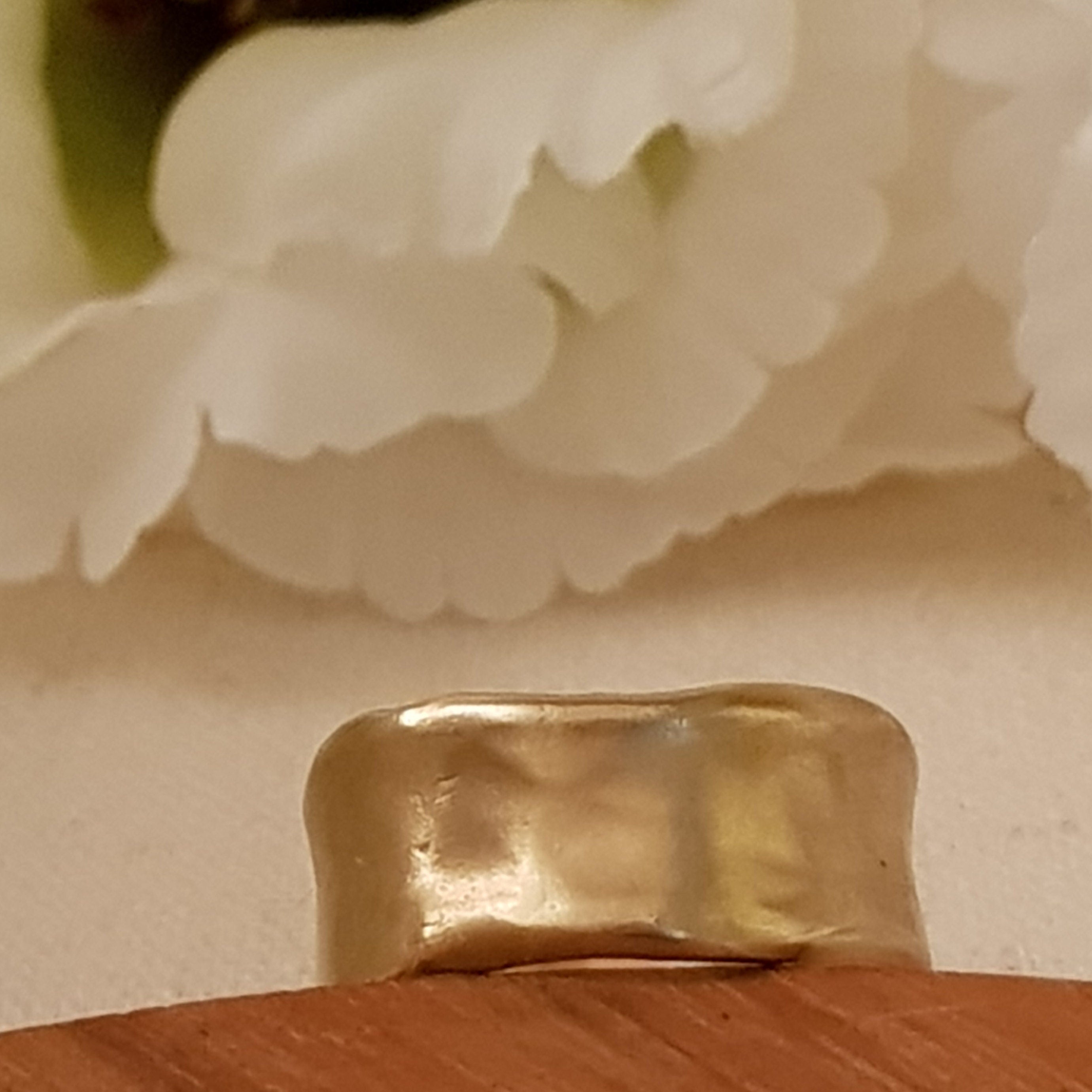 Classic 18K Yellow Gold Wedding Band 9mm Wide Curved Edges