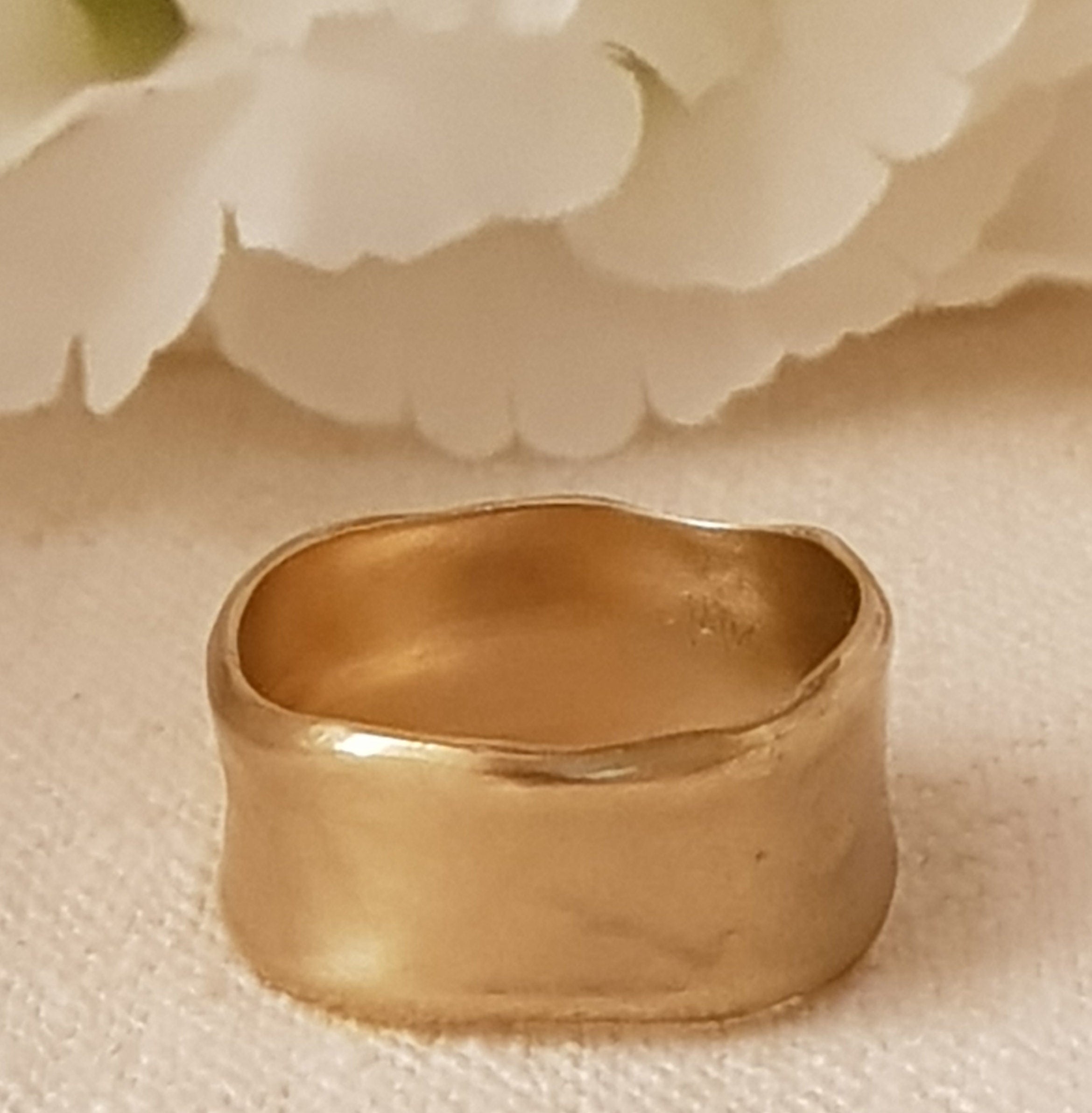 Classic 18K Yellow Gold Wedding Band 9mm Wide Curved Edges