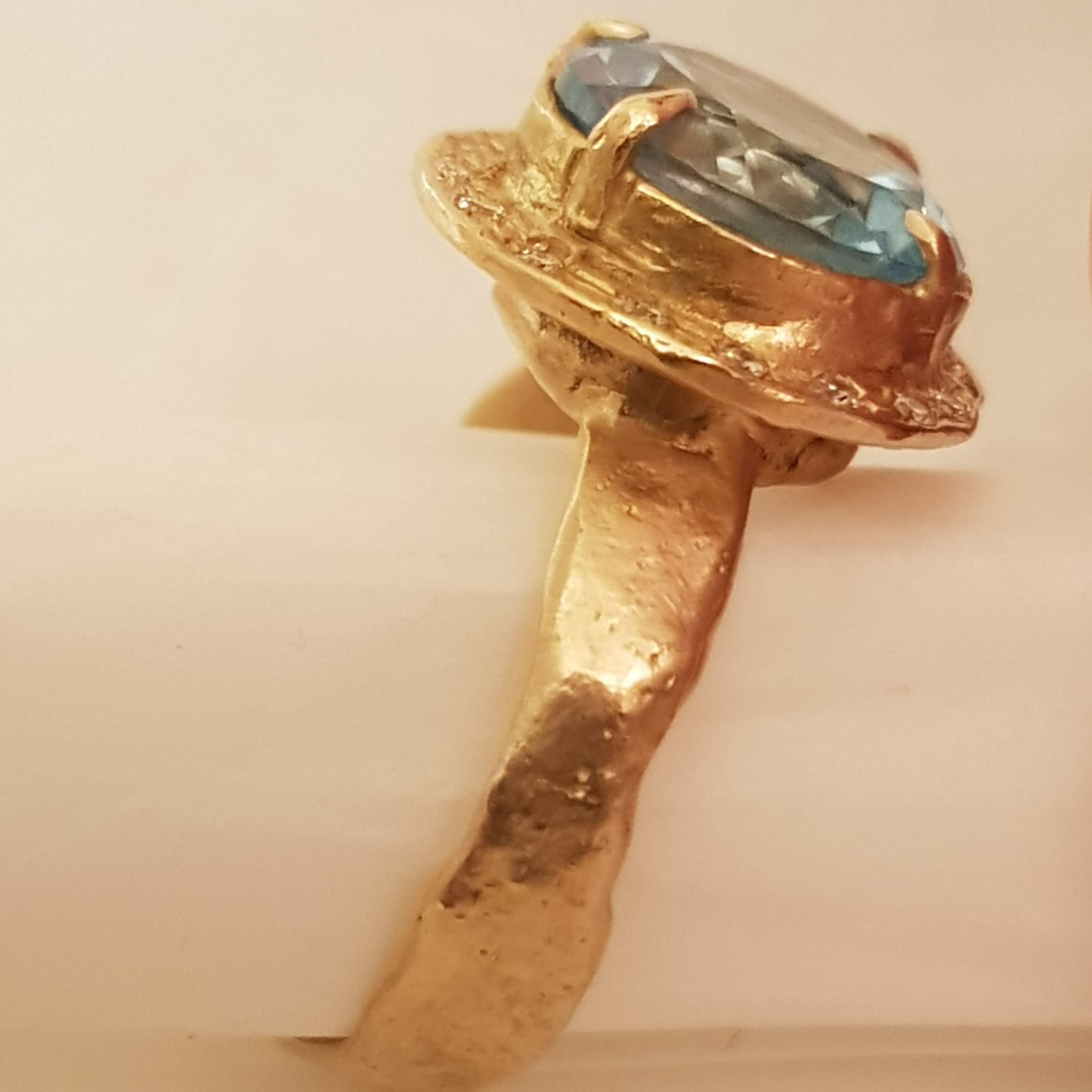 Blue Topaz and Diamonds Ring 14K Gold