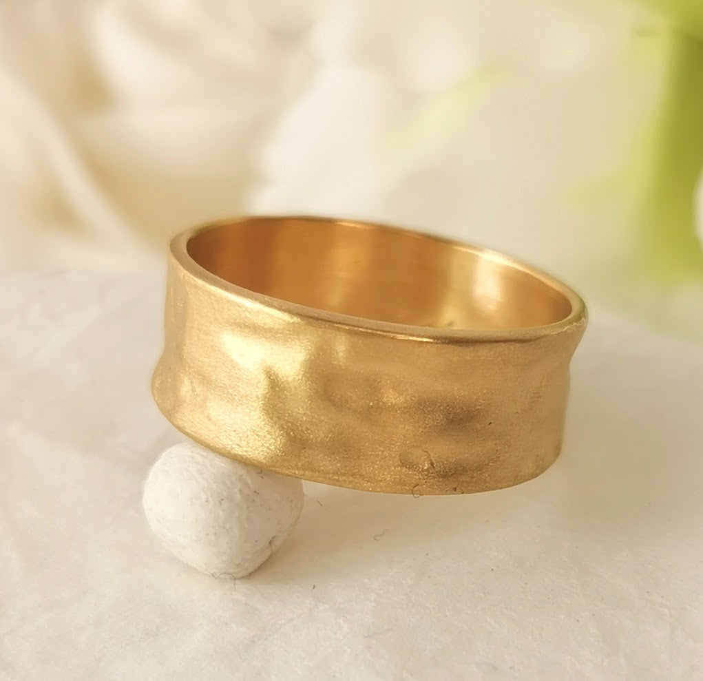 The Beauty of 22k Gold: Ancient, Organic, and AliveZadokGold