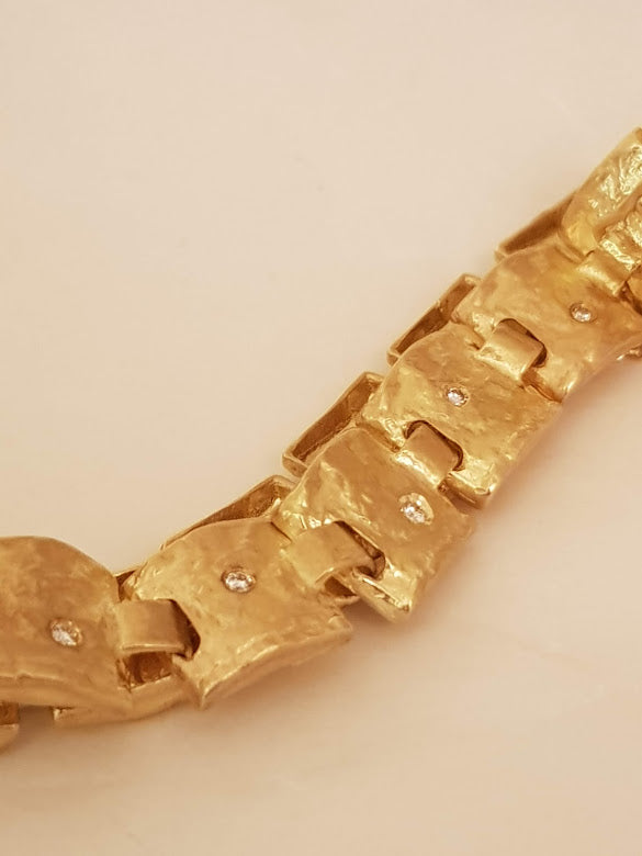 Textured 18k Gold Link Bracelet with Diamonds