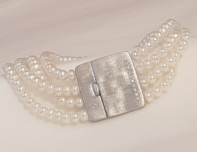 14k white gold pearl bracelet 