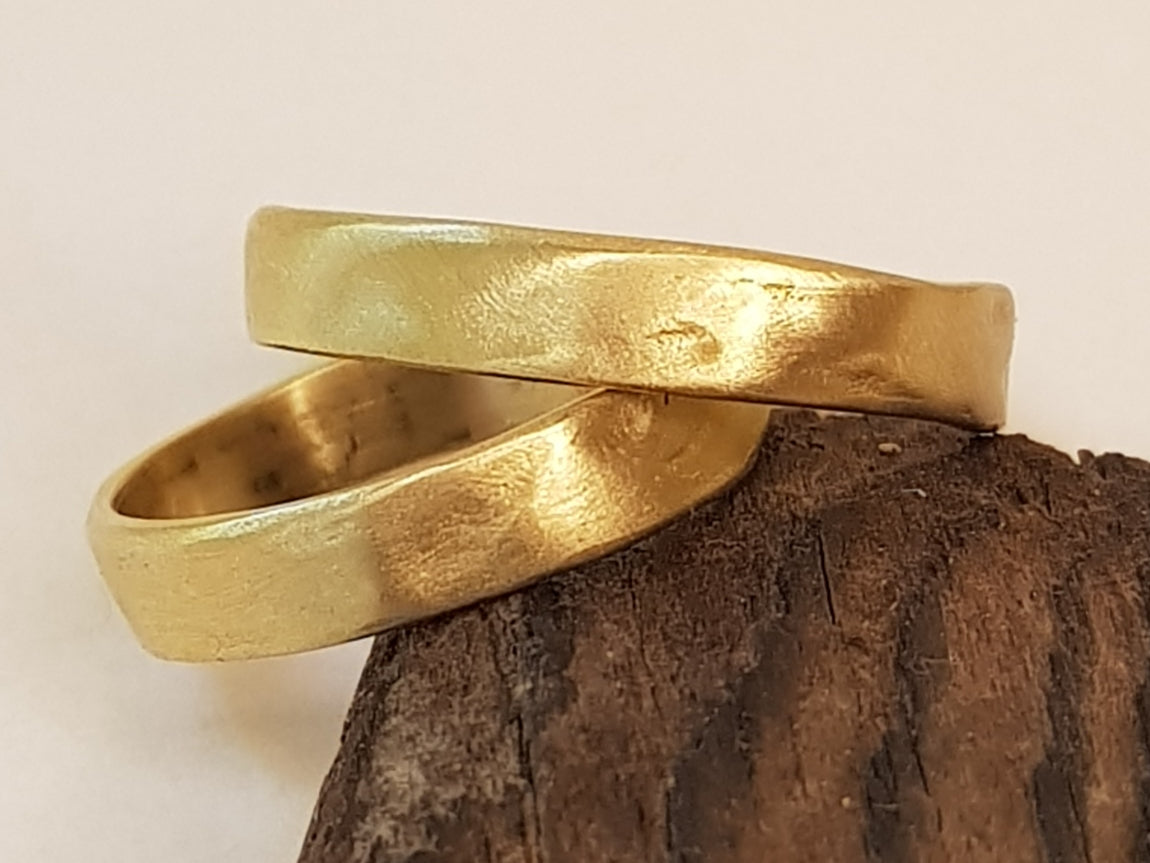 18K Matte Gold Matching Wedding Ring Set