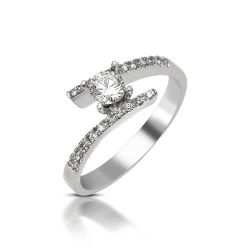 Elegant Solitaire Engagement Ring with Diamonds