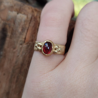 18k Gold Ancient Sacred Geometry Red Garnet Cabochon Ring-ZadokGold