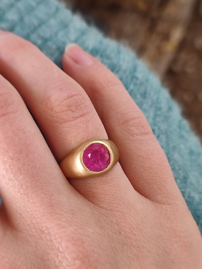 Red Ruby Gemstone Signet Ring 14k Gold