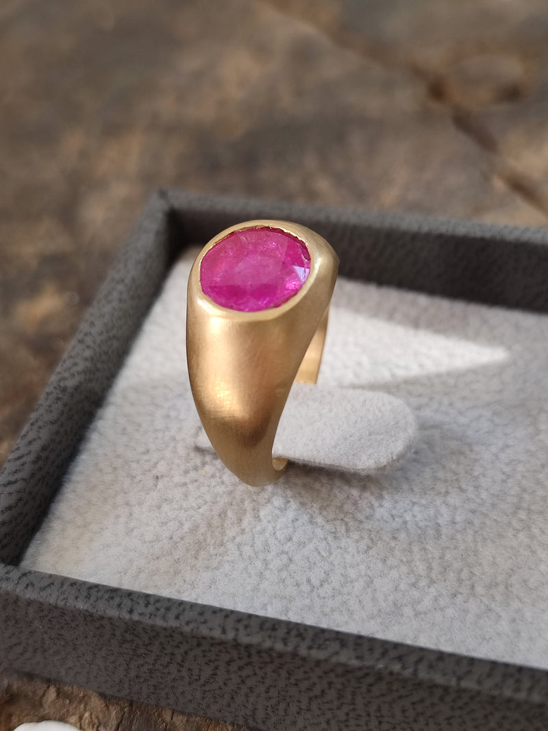 Red Ruby Gemstone Signet Ring 14k Gold