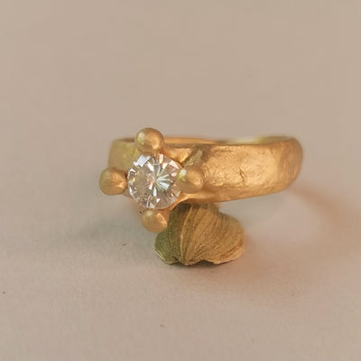 18K Hammered Gold diamond ring