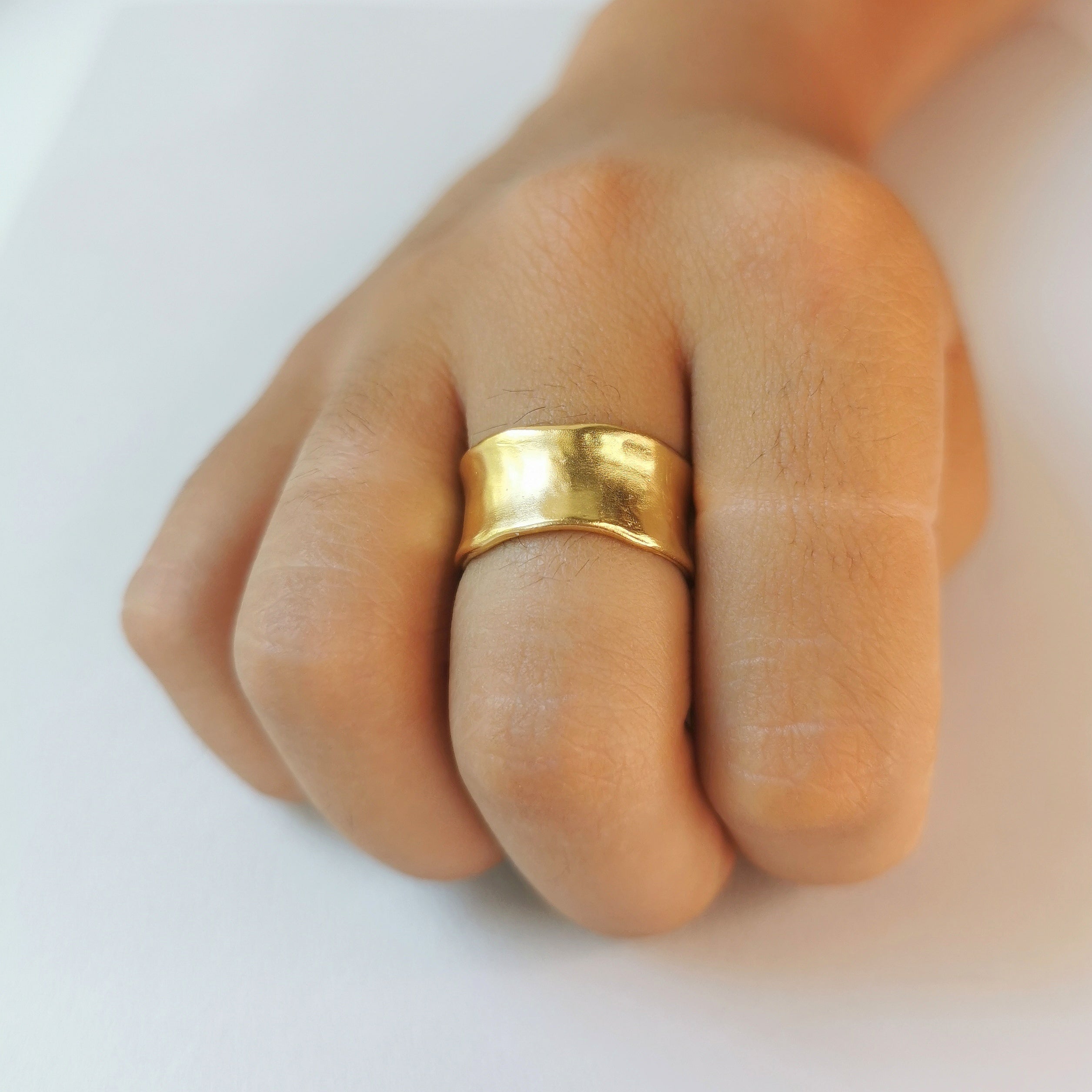 Organic Style 9mm Wide 18k Solid Gold Smooth Wedding Ring