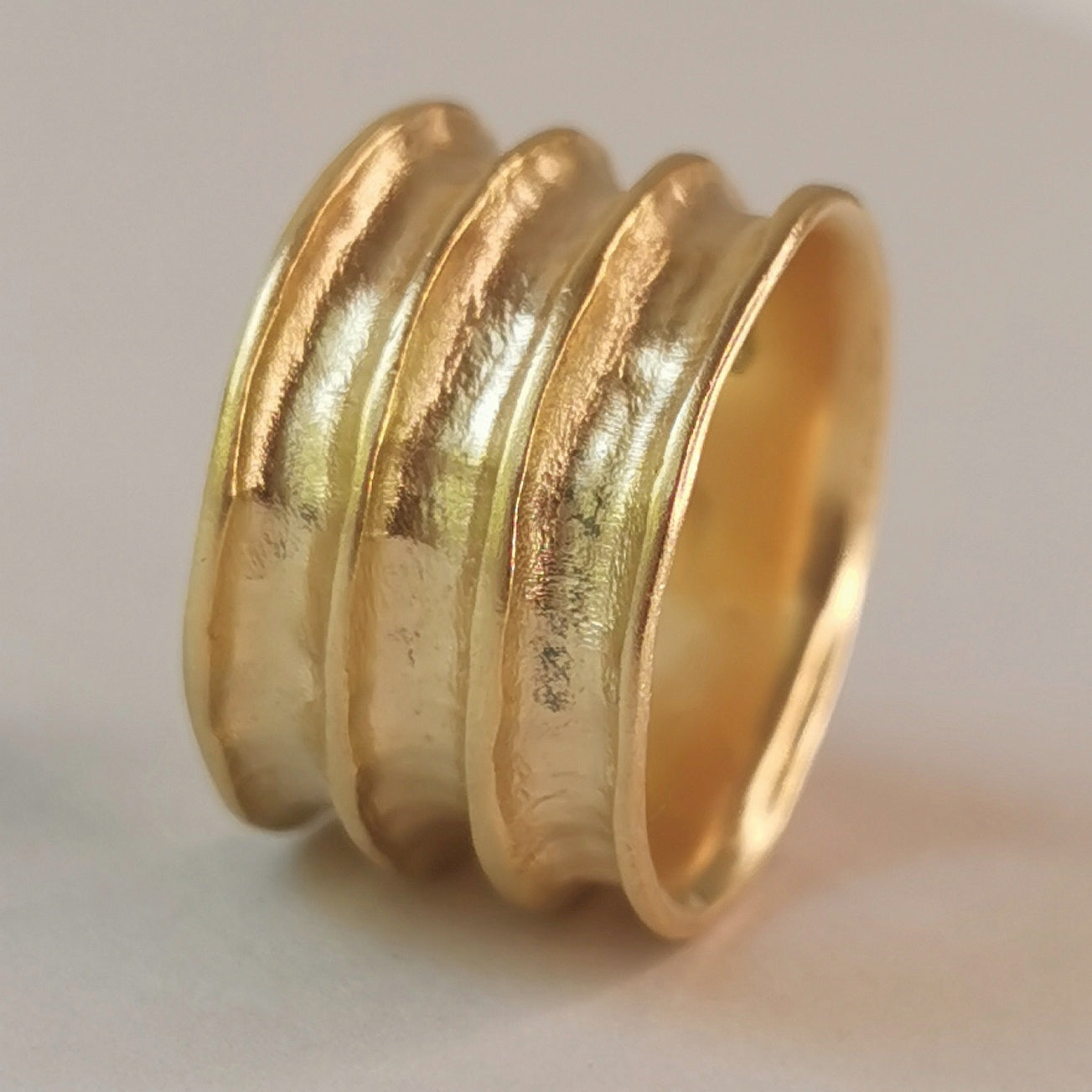 18k Ribbed Solid Gold Statement Ring Wide Cigar Band