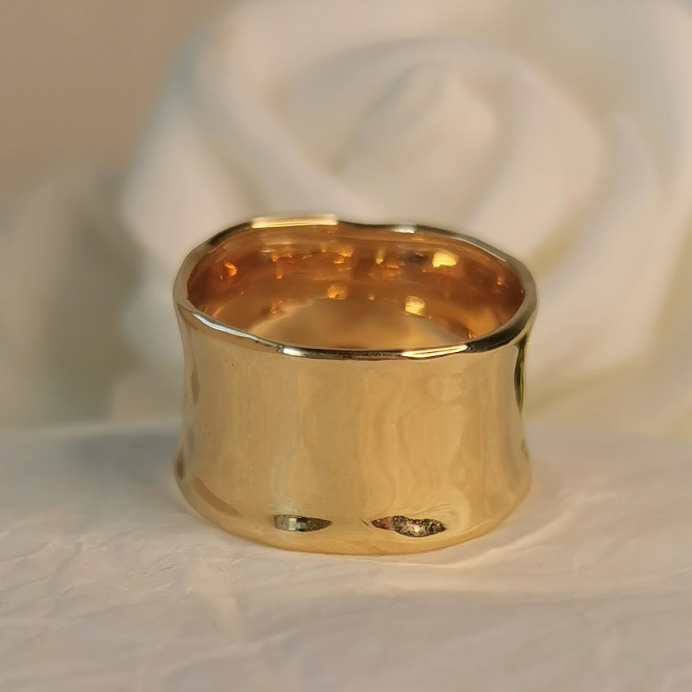 Shiny Finish 18K Solid Gold Wedding Ring 12mm Wide