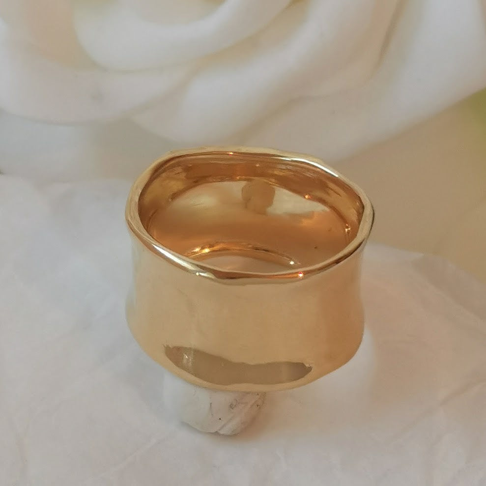 Shiny Finish 18K Solid Gold Wedding Ring 12mm Wide