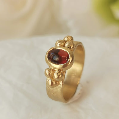 18k Gold Ancient Sacred Geometry Red Garnet Cabochon Ring-ZadokGold