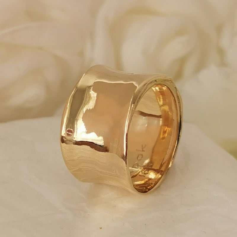 shiny finish gold ring