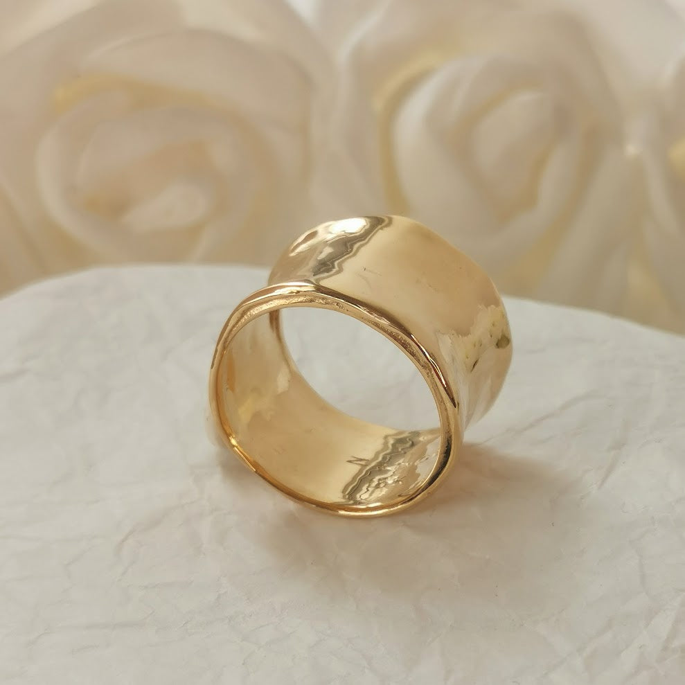 Shiny Finish 18K Solid Gold Wedding Ring 12mm Wide