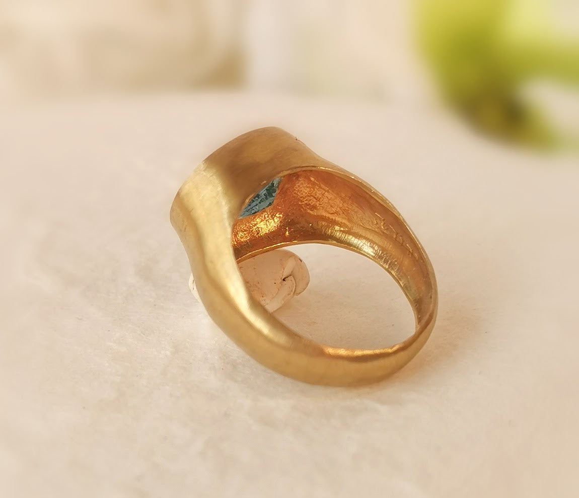 Dusty Blue Aquamarine 18k Gold Signet Ring