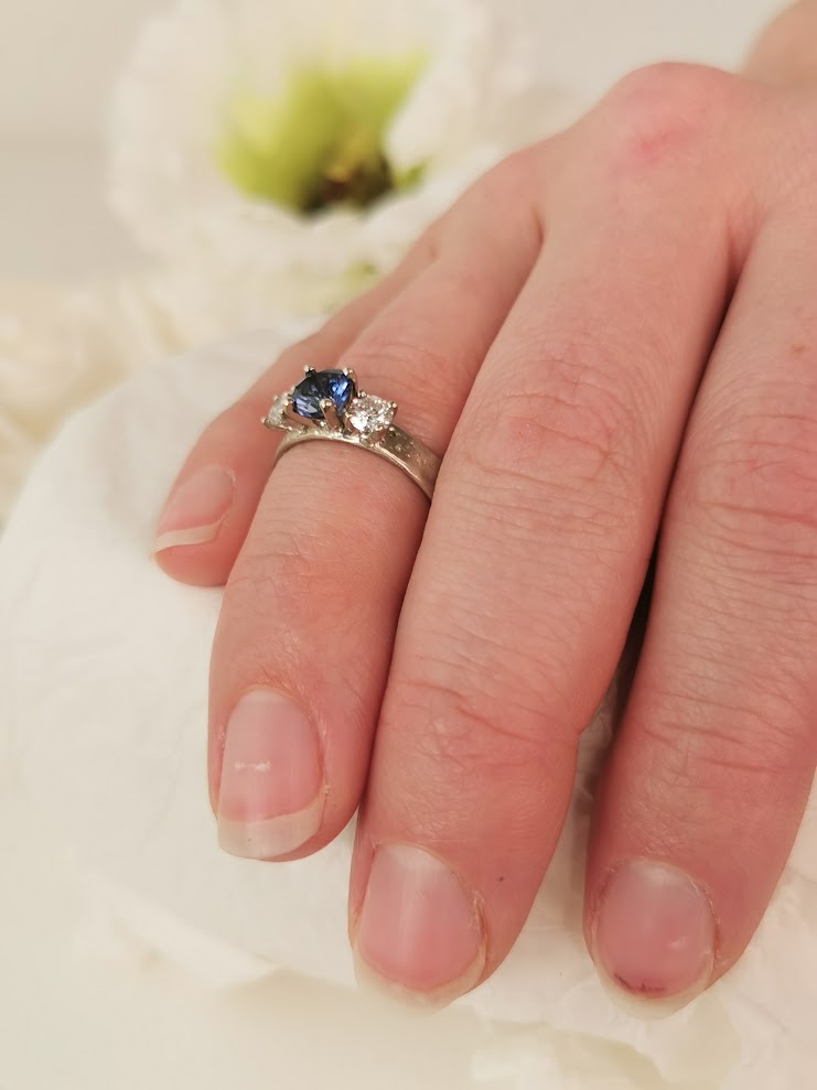 Luxury Sapphire and 2 Diamonds White Gold Engagement Ring