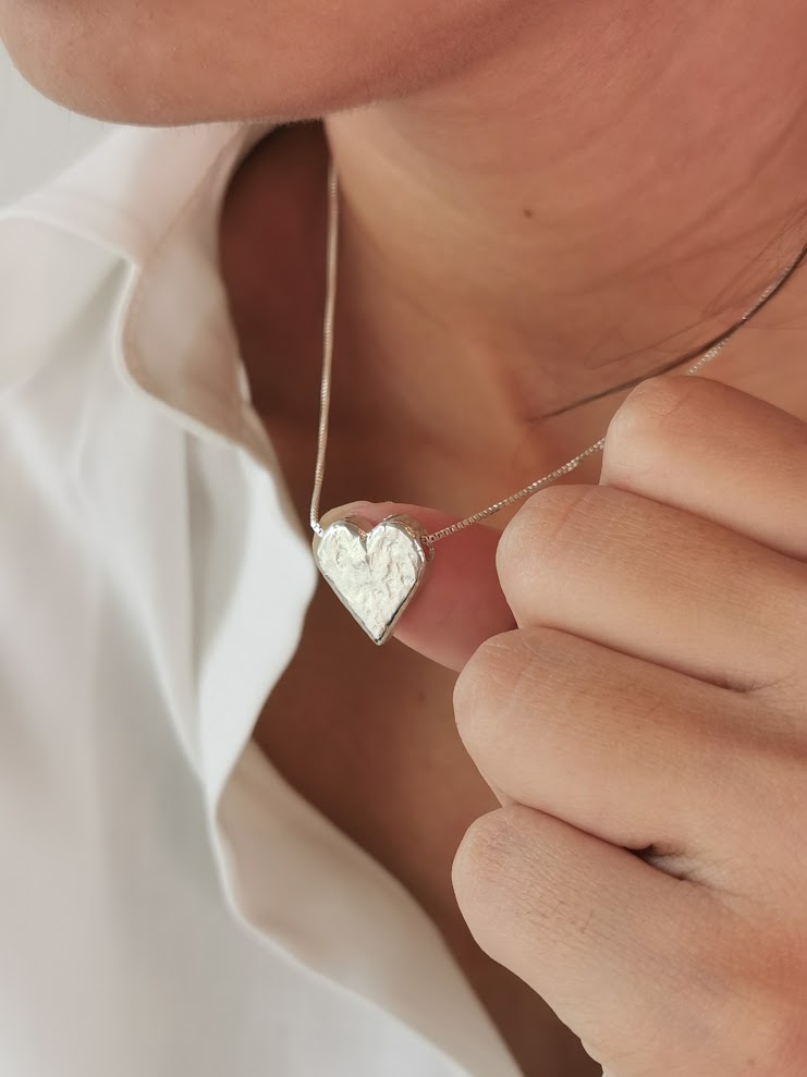 solid silver heart pendant