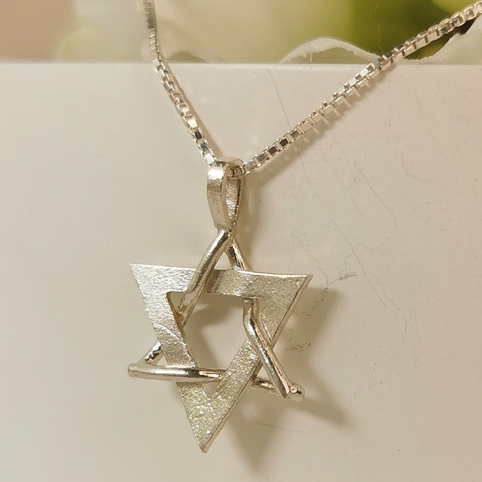 Silver Magen David Delicate Interlocked Stars Design-ZadokGold