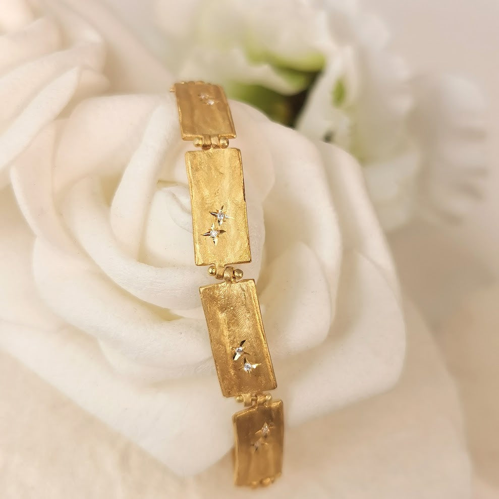 18k Gold Link Bracelet with Small Diamonds