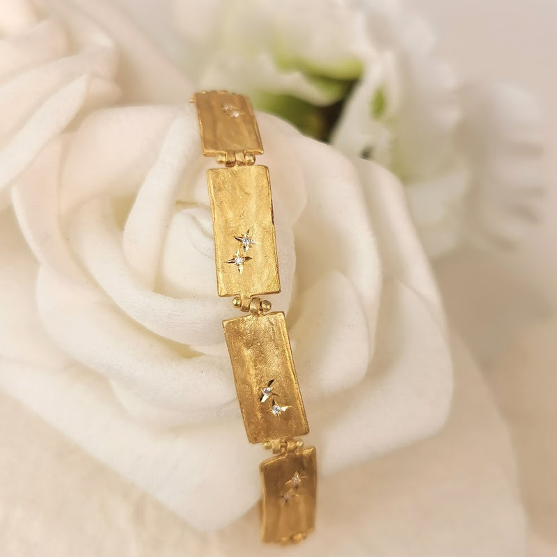 18k Gold Link Bracelet with Small Diamonds