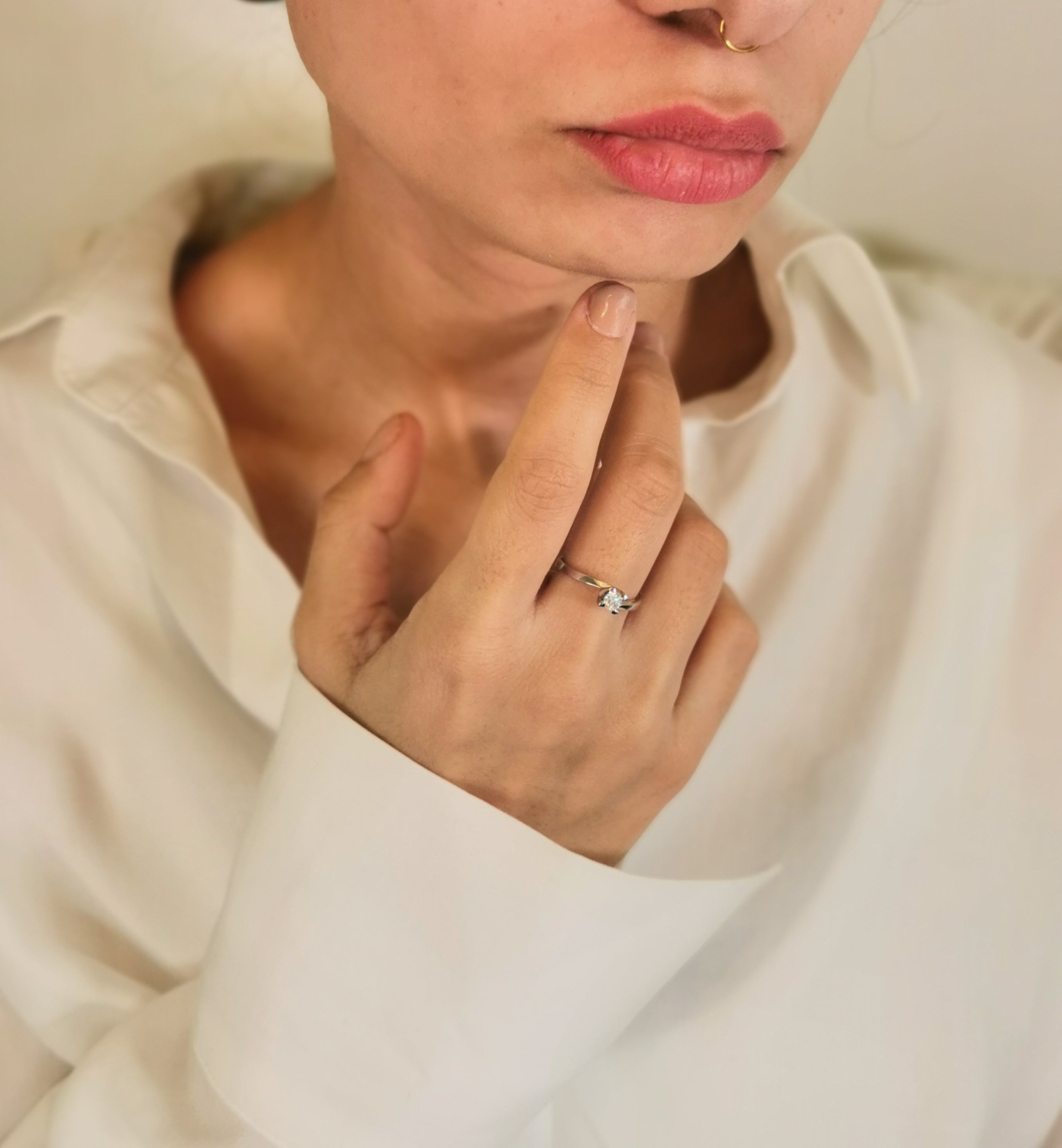 טבעת סוליטר טויסט