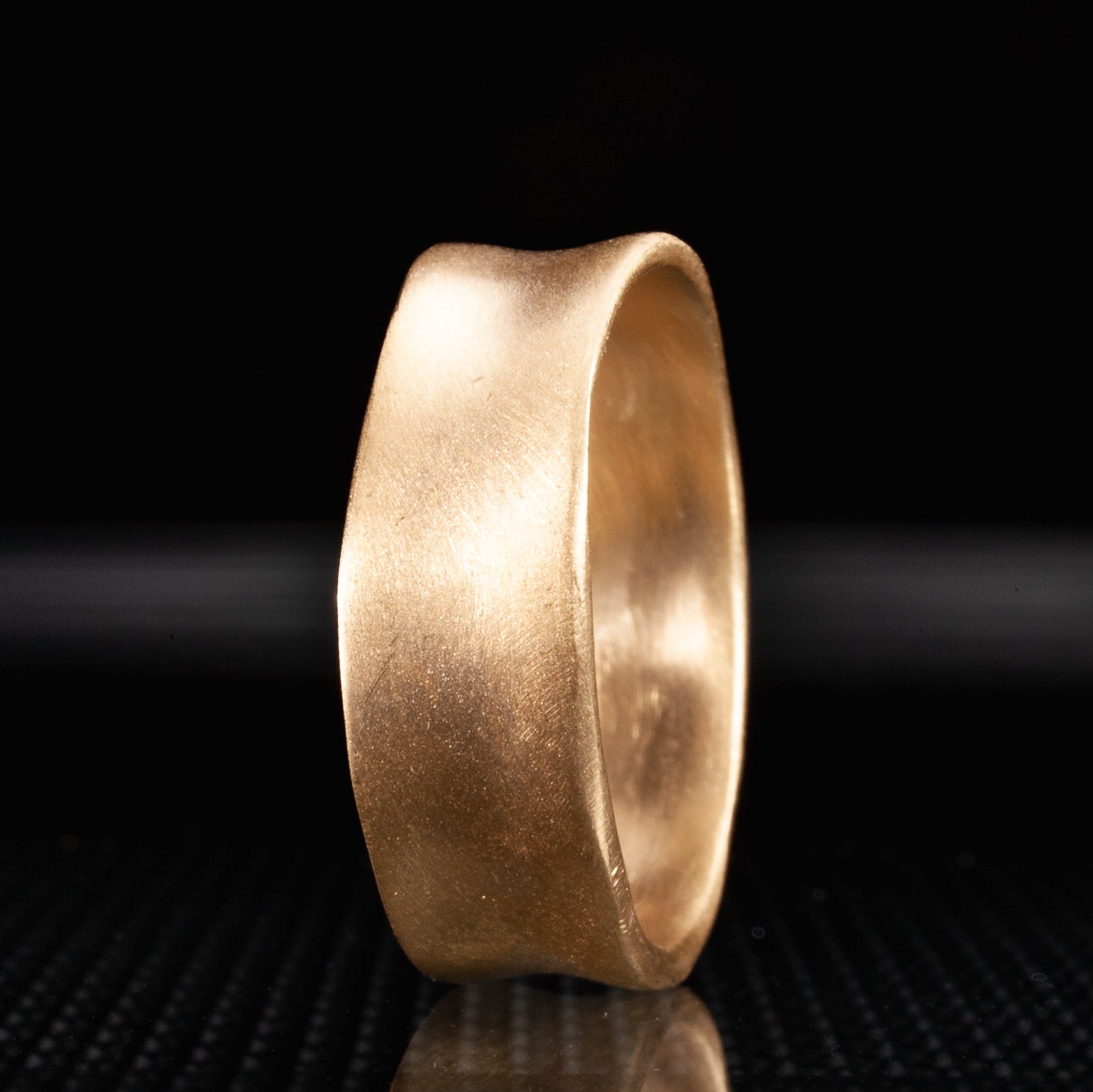 Matte Finish 18k Solid Gold Wedding Ring