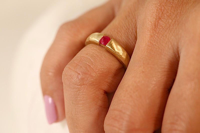 Burmese Red Ruby 18k Gold Gemstone Engagement Ring