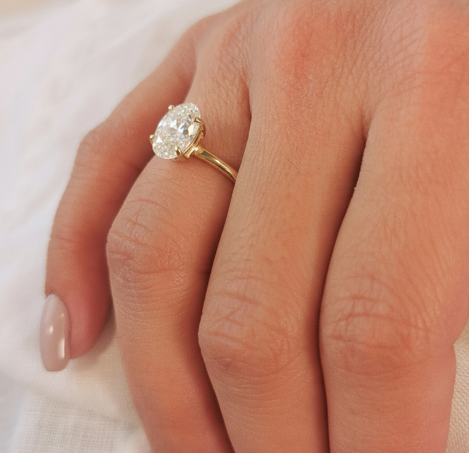 Impressive Oval 2 Carat Lab-Grown Diamond Engagement Ring