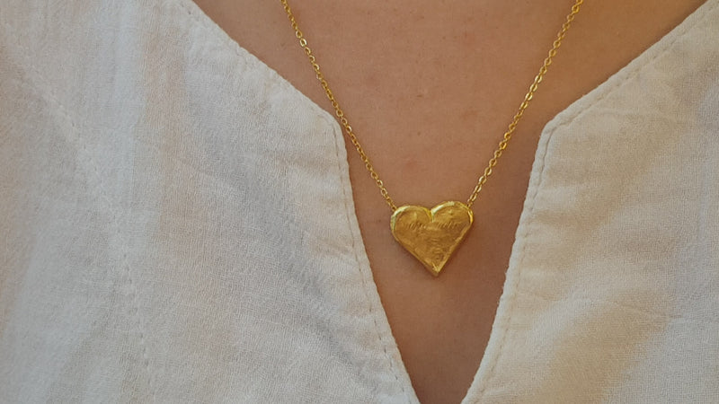 18k gold heart necklase 