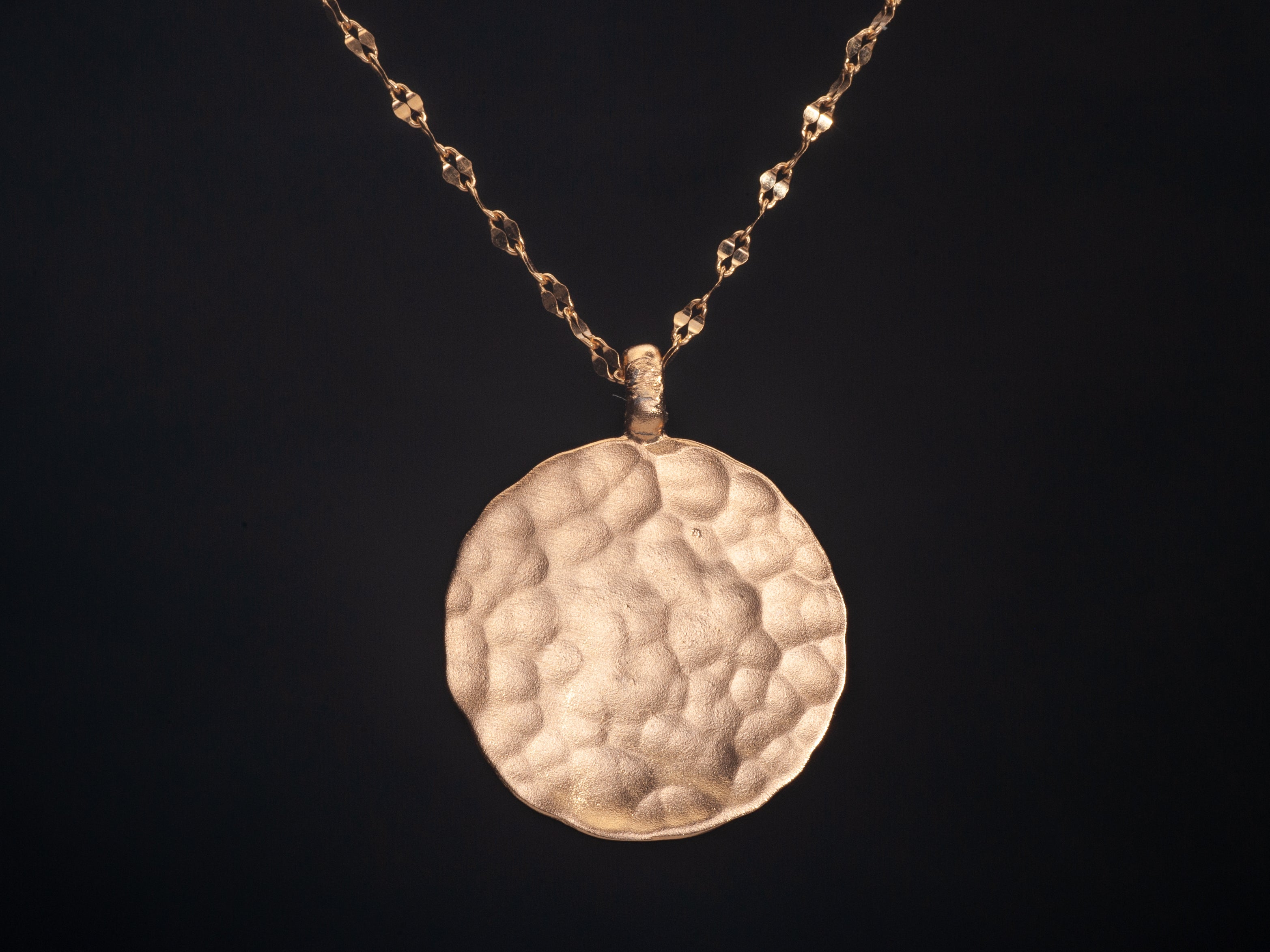 14k Hammered Gold Small Round Circle Pendant Necklace-ZadokGold