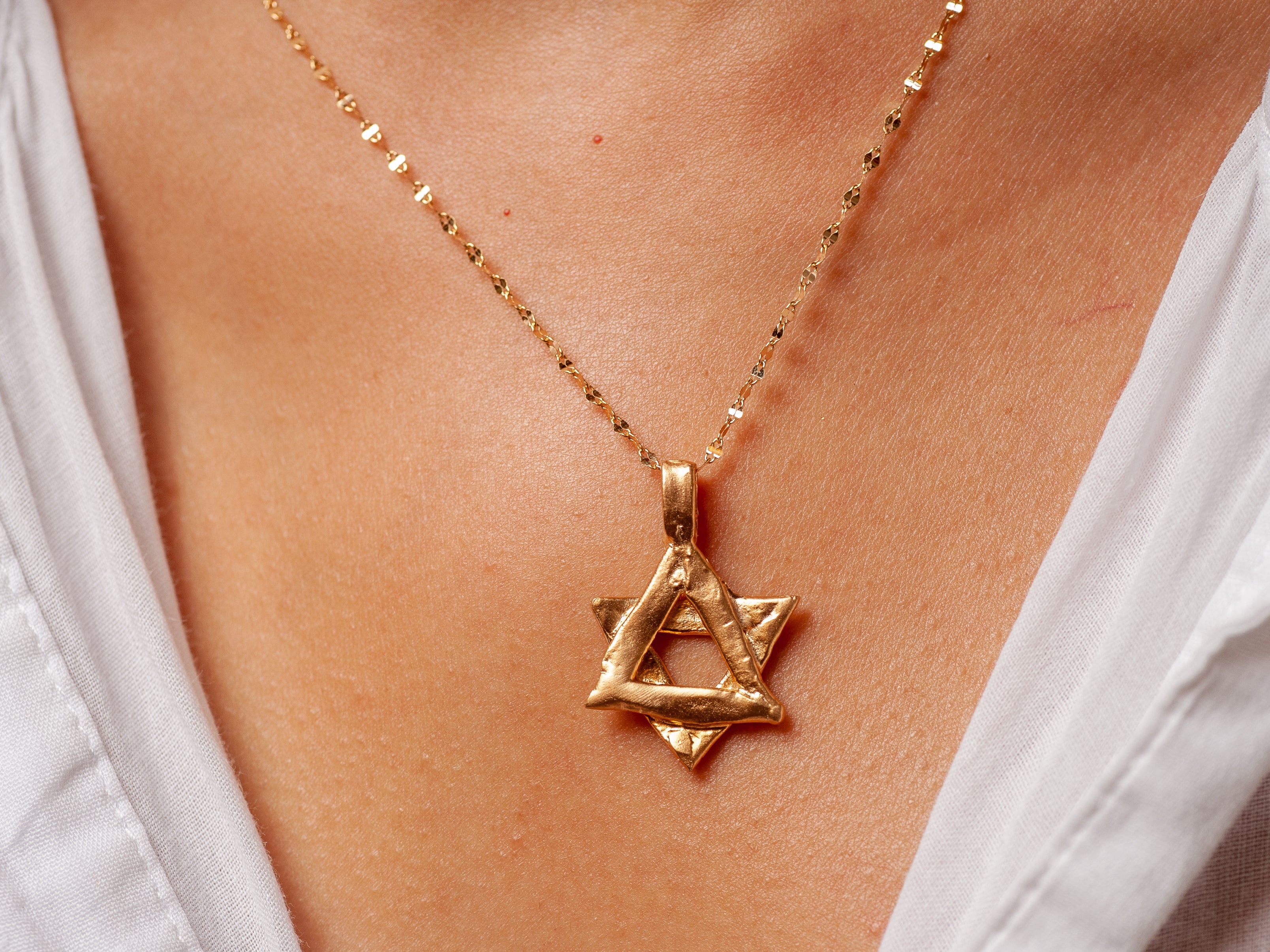 Magen David Star Pendant Jewish Necklace Gold Plated