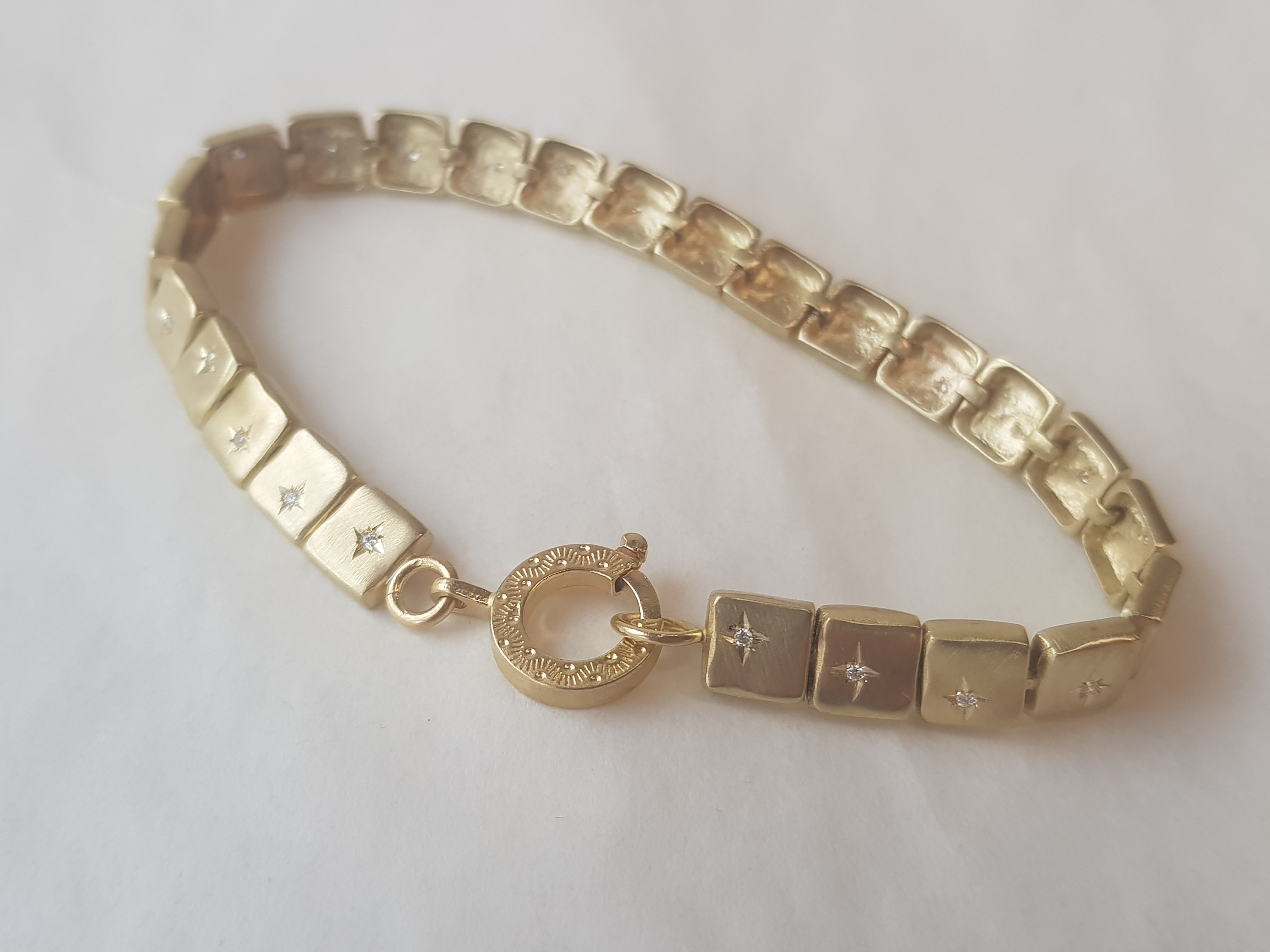 Handmade 18k Gold Link Diamond Bracelet