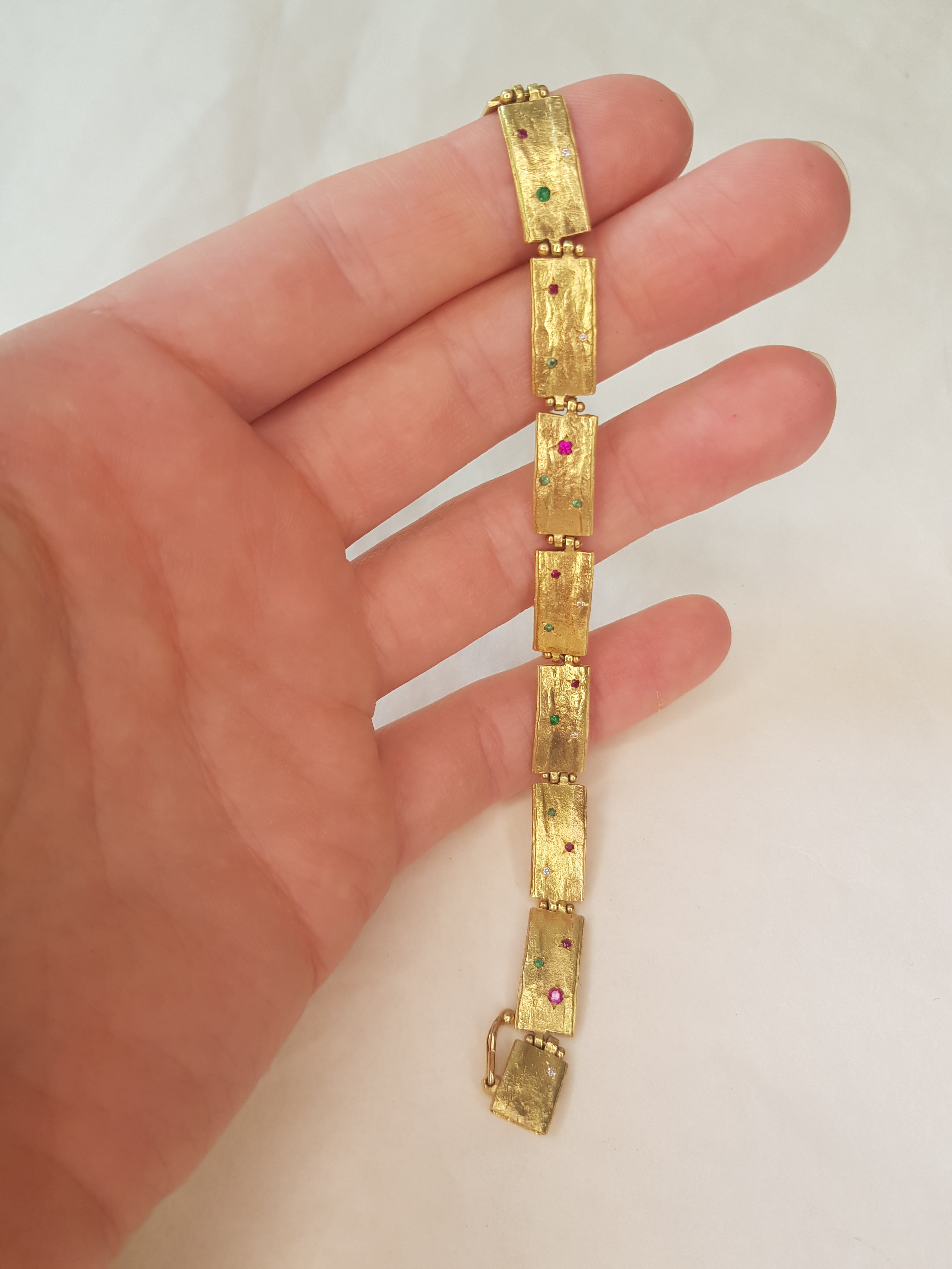 18k Hammered Gold Large Link Gemstone Bracelet