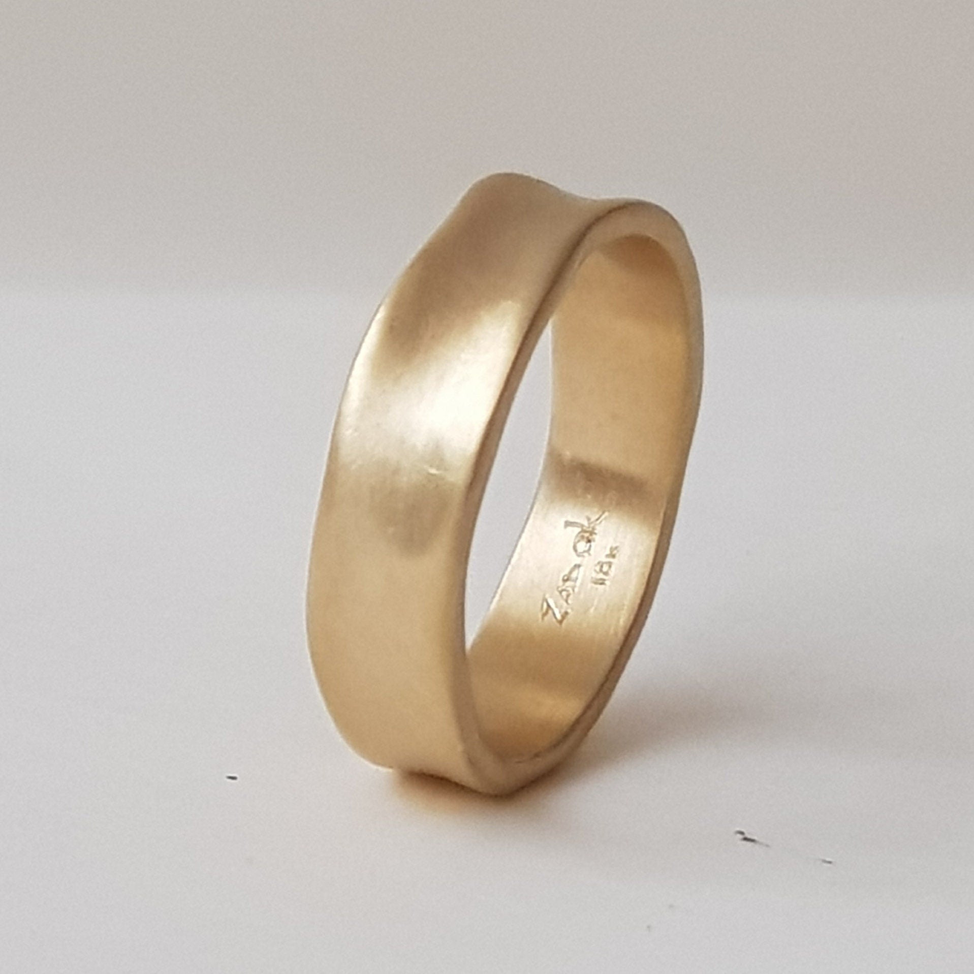 14K Solid Gold Classic Wedding Ring Smooth Matte Finish