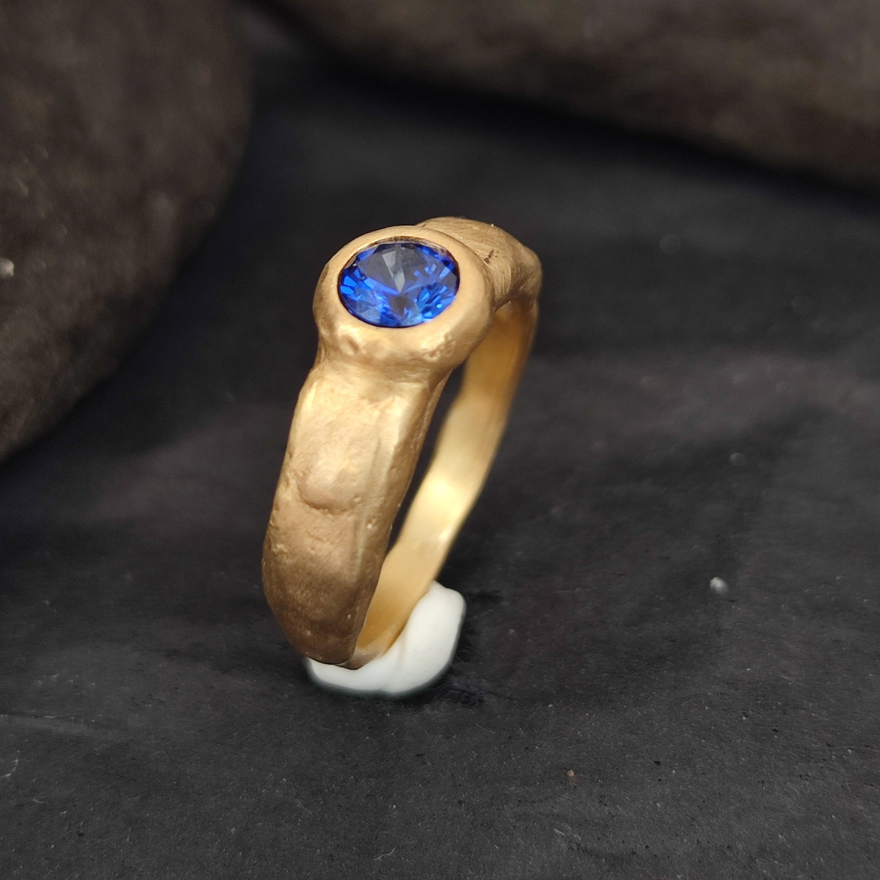 Dark Blue Sapphire Gemstone Chunky 14k Gold Ring