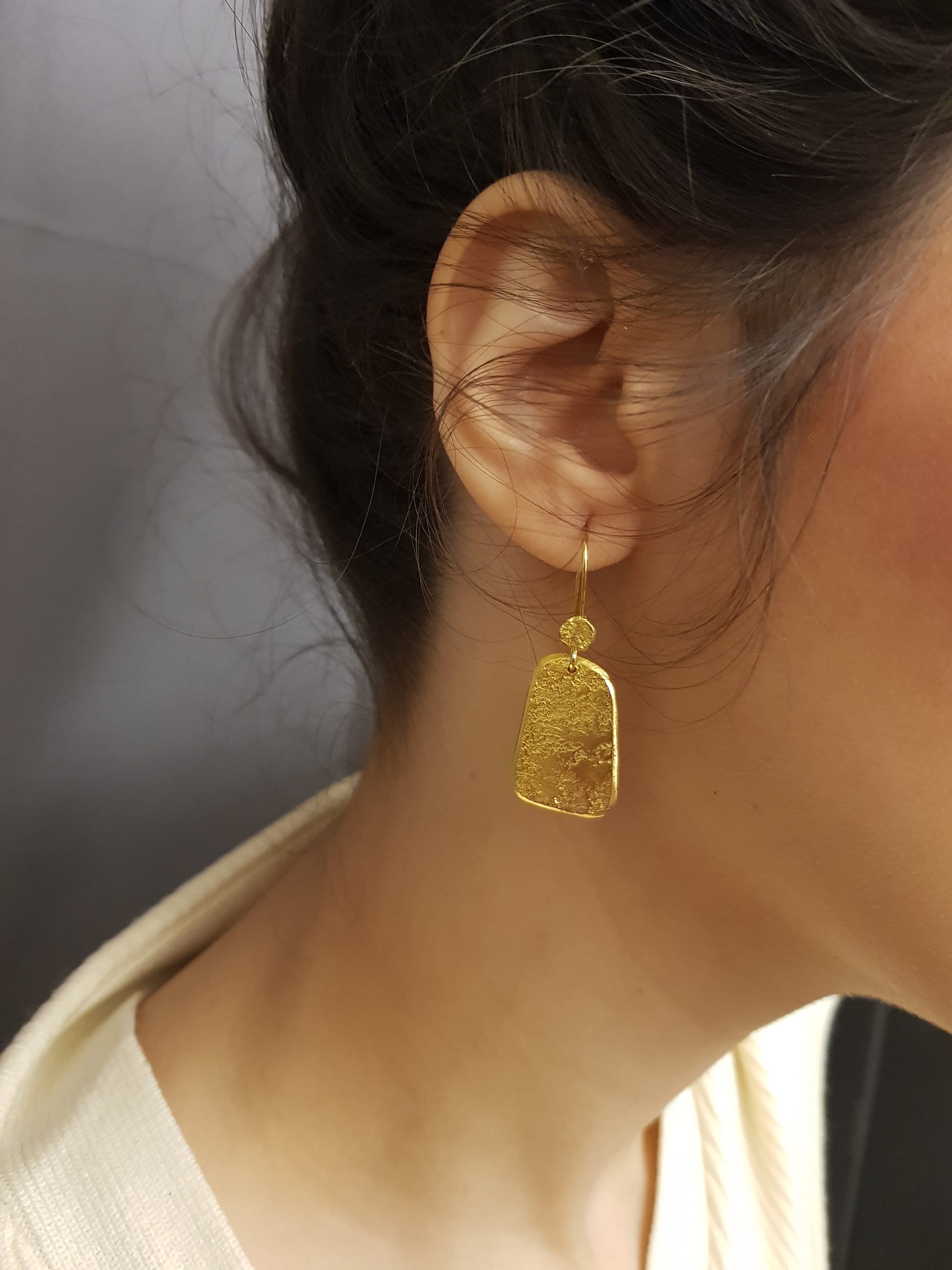 Geometric Rectangle Dangle Hammered Gold Earrings Gold Plated