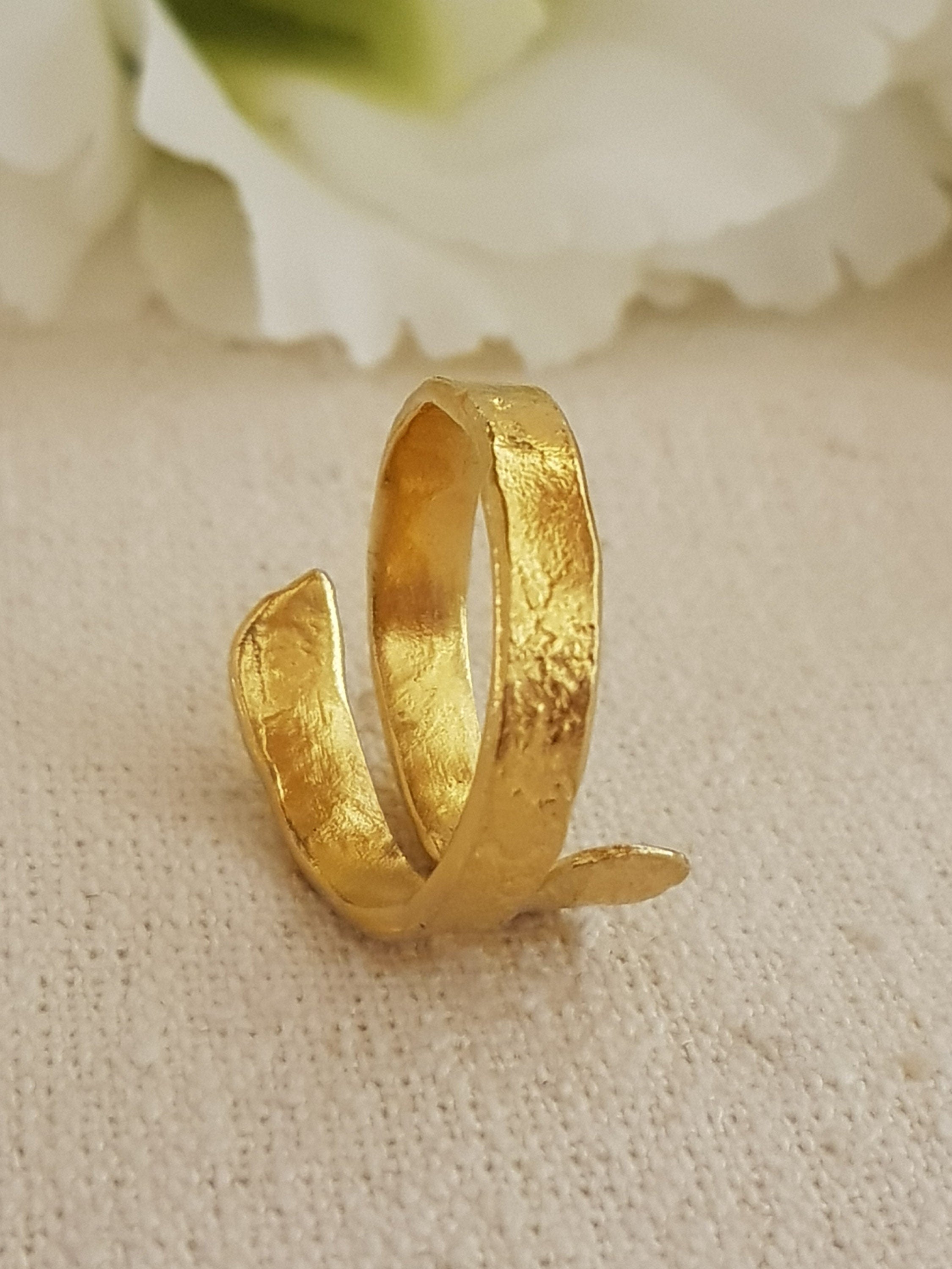 18k Textured Gold Spiral Wrap Ring