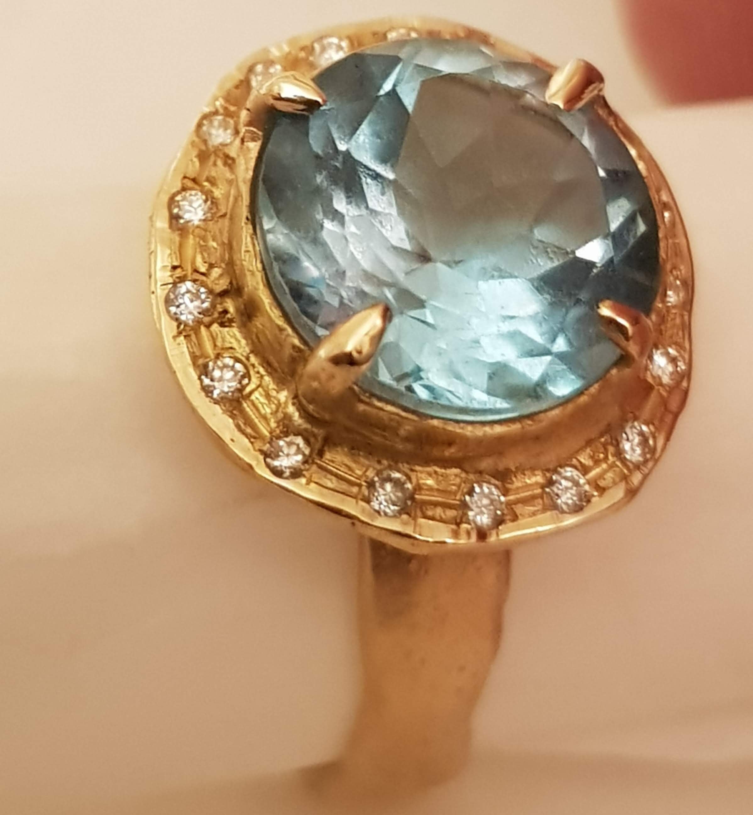 Blue Topaz and Diamonds Ring 14K Gold