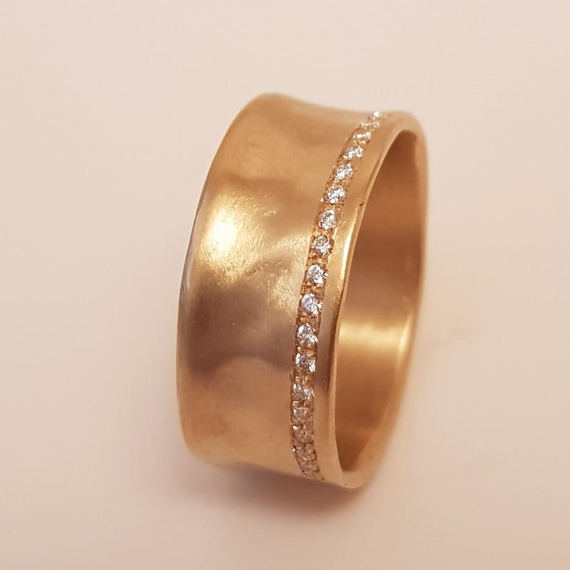 smooth matte 18k gold ring