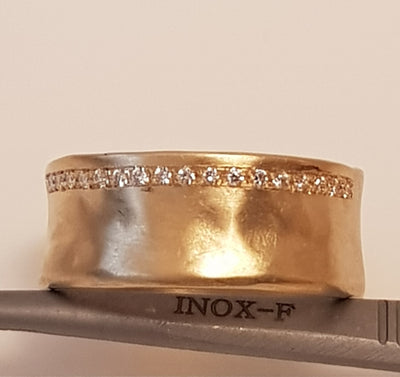 18k Smooth Matte Gold Diamond Ring in 9mm Width with 18 Small Diamonds