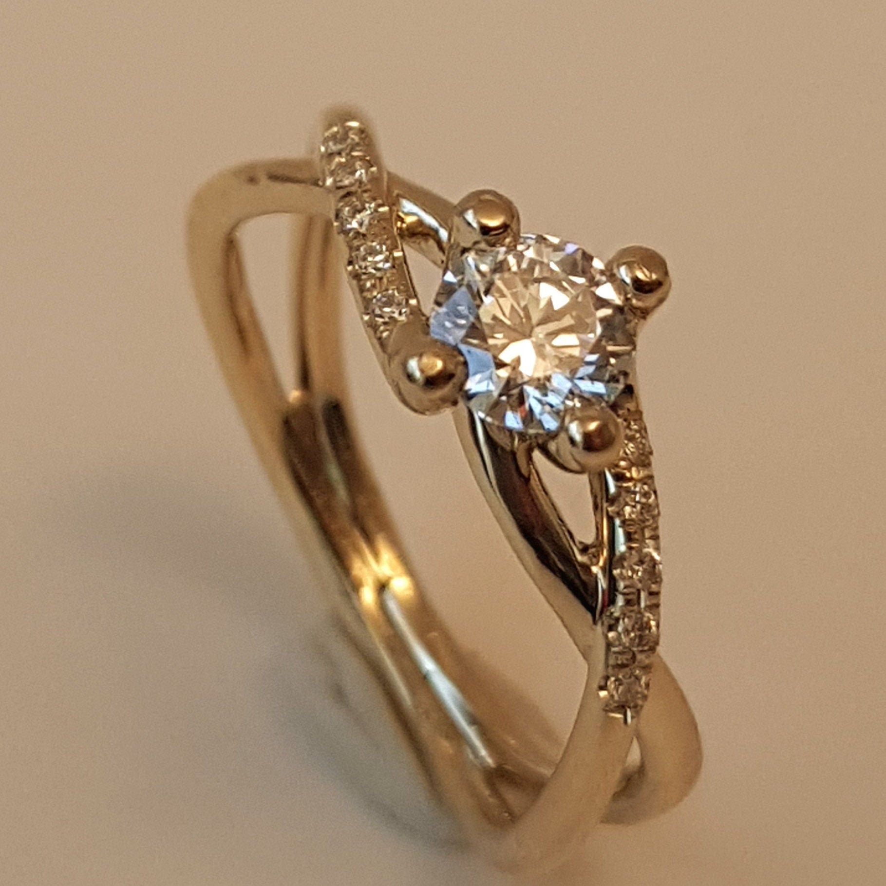 Diamond Swirl Engagement Ring in 18K Yellow Gold